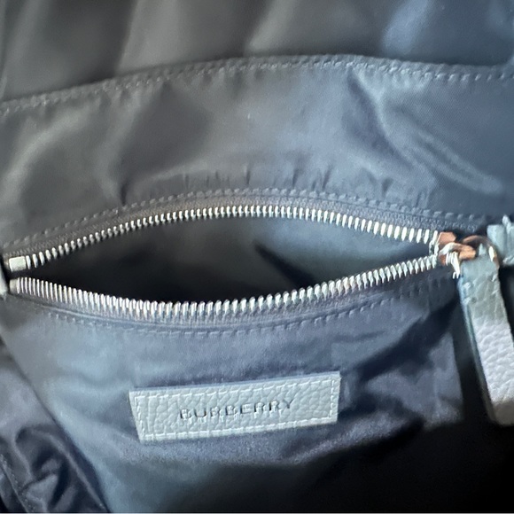 NWT Burberry Abbeydale Leather Logo Backpack Charcoal Grey - Picture 9 of 10